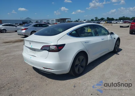 2020 Tesla Model 3 из США, поврежденный, VIN 5YJ3E1EA4LF747063